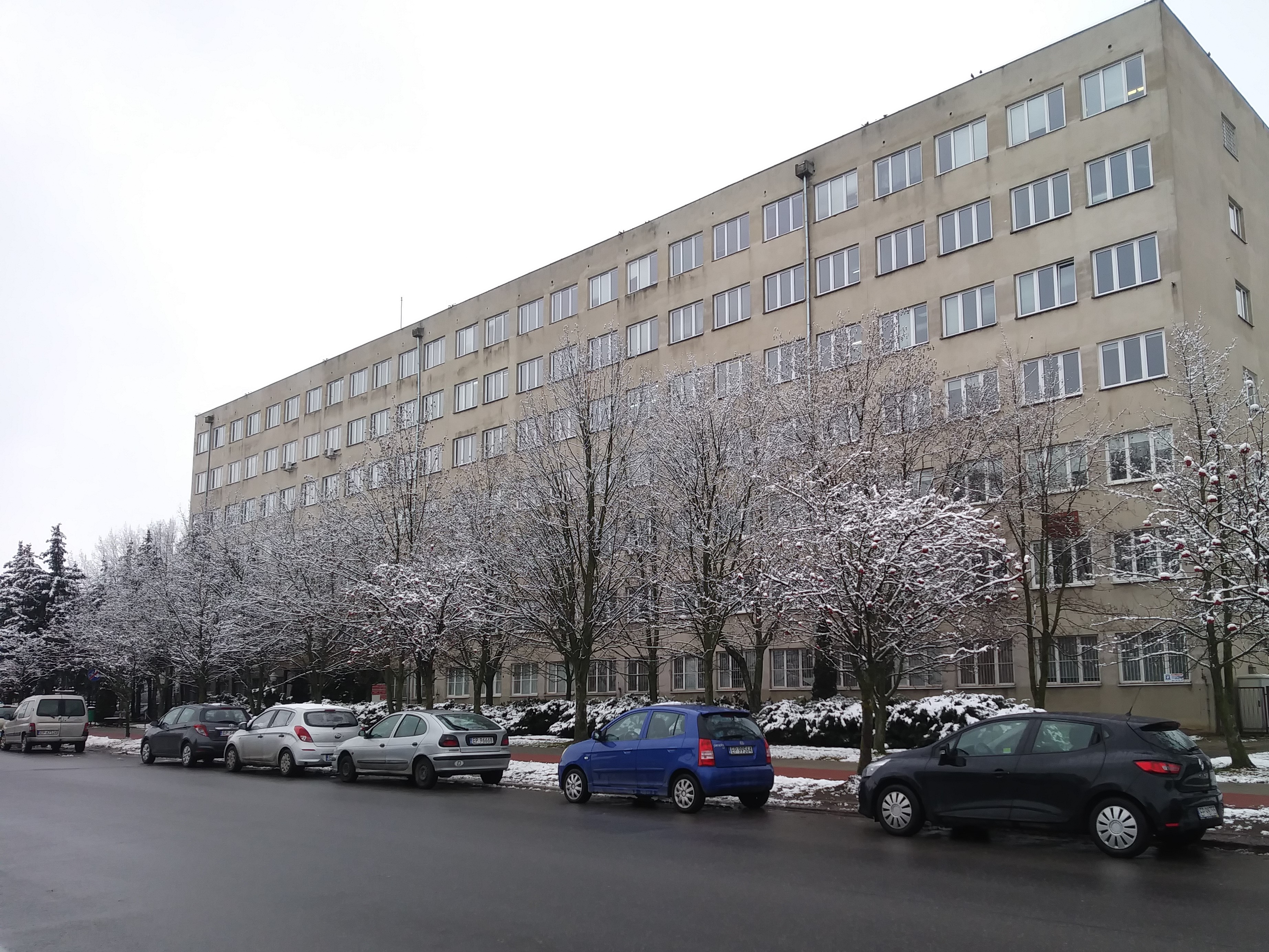 Budynek Urzędu Skarbowego w Piotrkowie Trybunalskim